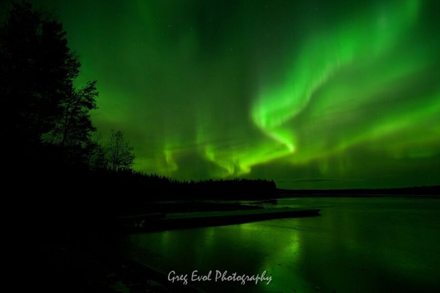 Rovaniemi: Northern Lights Hunting in Lappish old cottage - Rovaniemi to dark skies: what the pickup really buys you