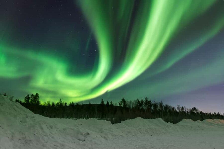 Rovaniemi: Northern Lights Photo Tour | Money-Back Guarantee - Northern Lights in Rovaniemi, With a Real Chase Plan