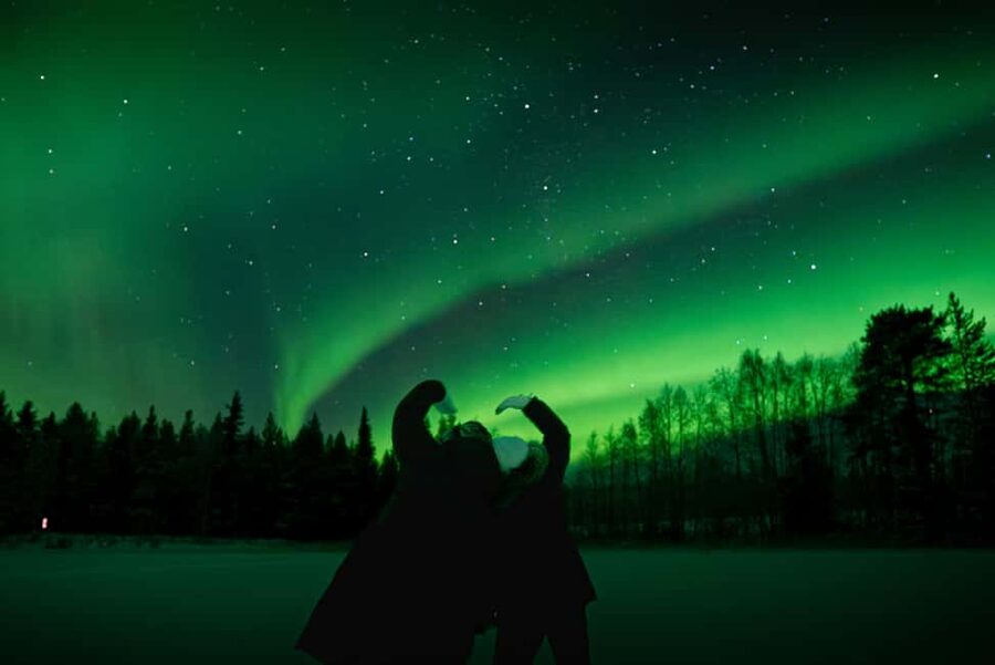 Rovaniemi: Northern Lights Photography Tour & BBQ - Rovaniemi’s Northern Lights, with a camera plan you can trust
