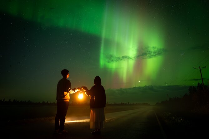 Rovaniemi: Northern Lights Small Group Money-Back Guarantee - The evening flow: pickup, weather check, and why the start time shifts