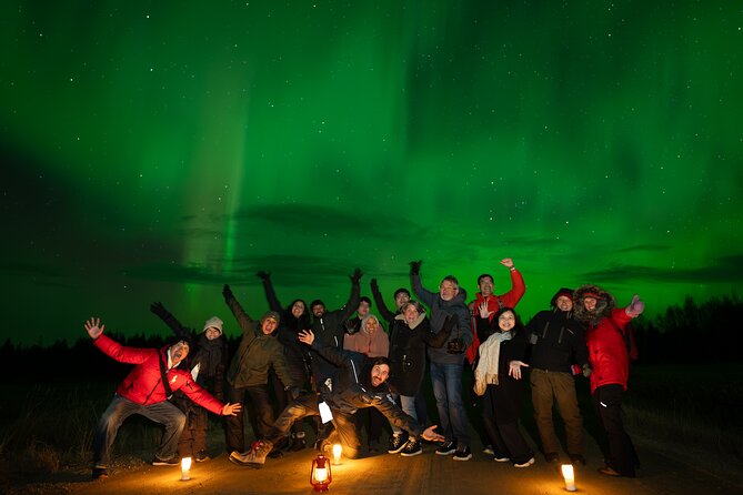 Rovaniemi: Northern Lights Small Group Money-Back Guarantee - Stop in Rovaniemi, then the hunt: multiple viewpoints, not one long wait