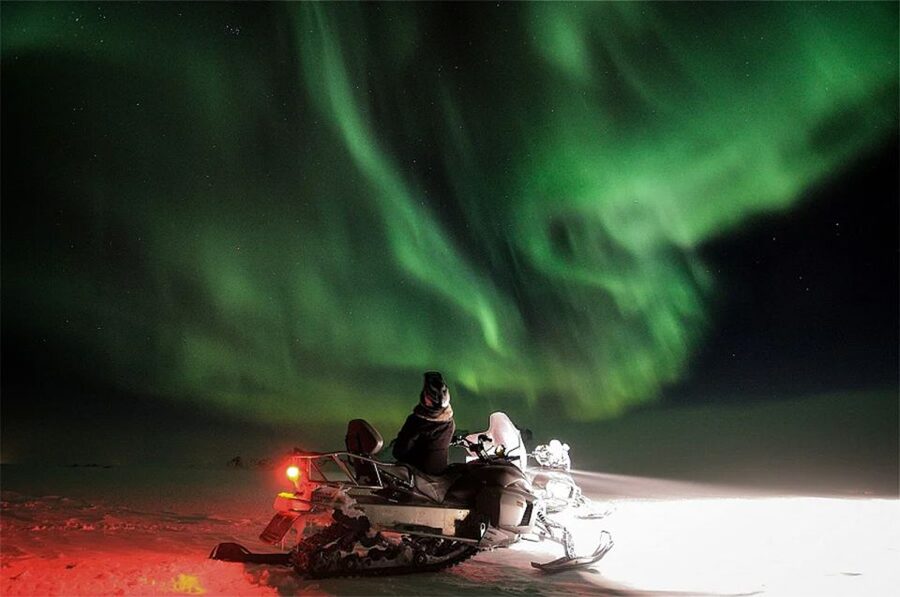 Rovaniemi: Northern Lights Snowmobile Hunt - Practical tips to make your night run smoother