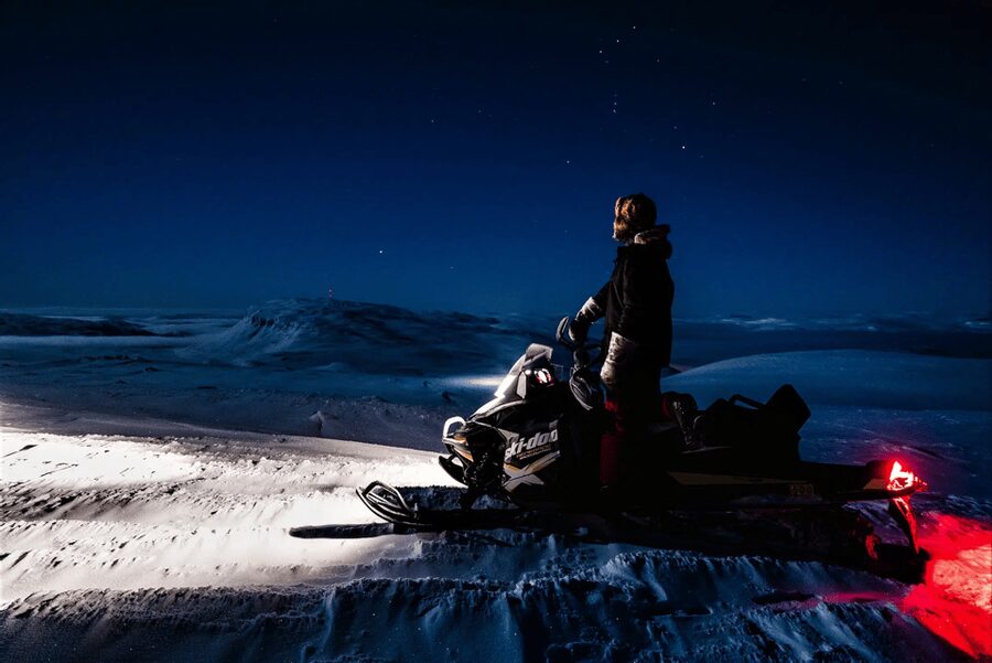 Rovaniemi: Northern Lights Snowmobile Safari with Campfire - Riding the Arctic Night: What the 4 Hours Actually Feels Like