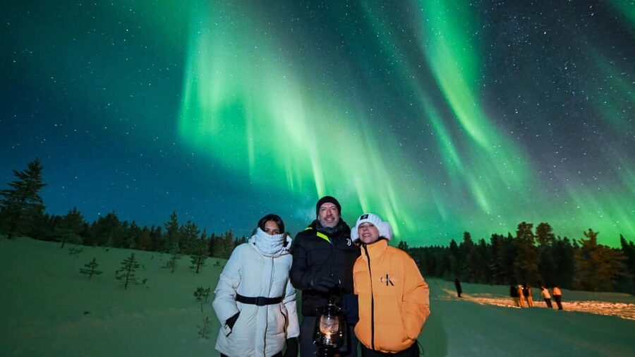Rovaniemi: Northern Lights Tour - 100% Money Back Guarantee - The aurora chase: how the plan changes when clouds roll in