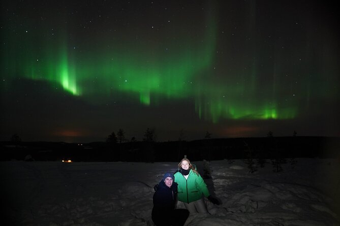 Rovaniemi – Real Northern Lights Hunting Experience (Small Group) - Hot drinks and small comfort wins that keep you shooting