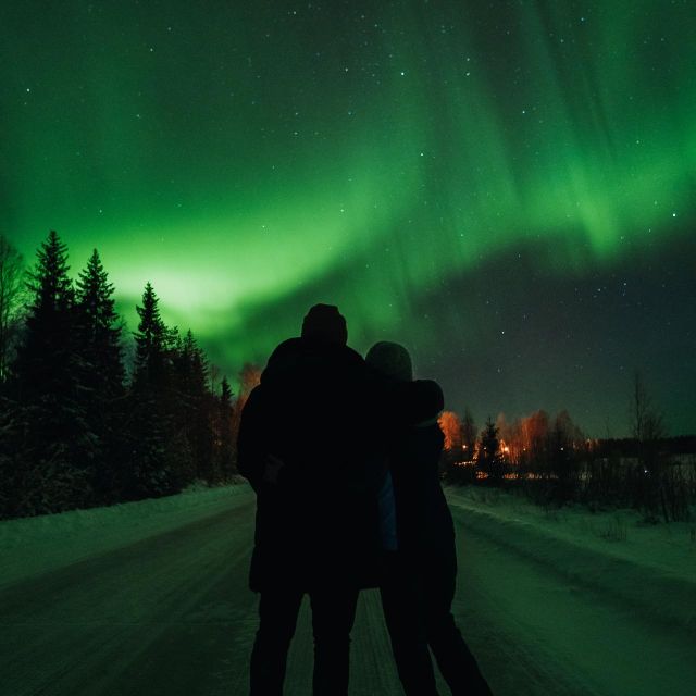 Rovaniemi: Small Group Aurora Hunt-full money back guarantee - Driving Far Enough to Actually Matter