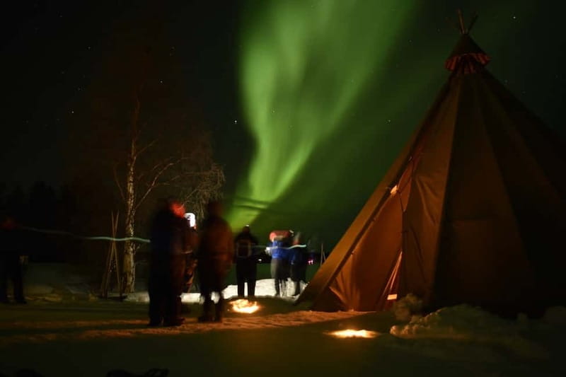 Rovaniemi: Snowtrain to Northern Lights Camp - First, How the Snowtrain Experience Feels in the Arctic Night