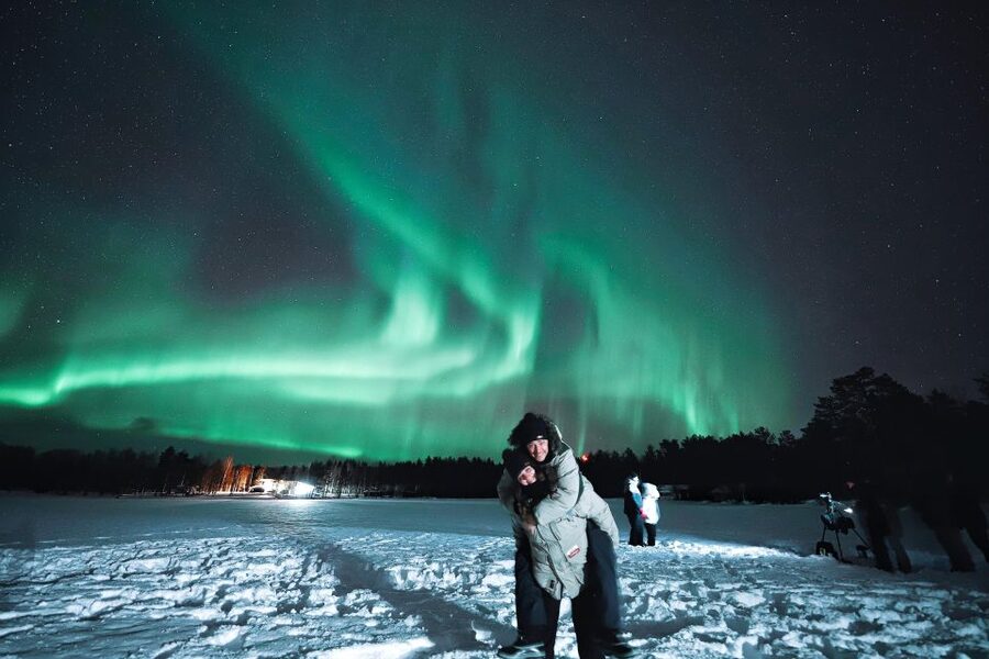 Rovaniemi: Unlimited Mileage and Hours Aurora Hunting Pro - The flow of the night: secret stops and a final viewpoint