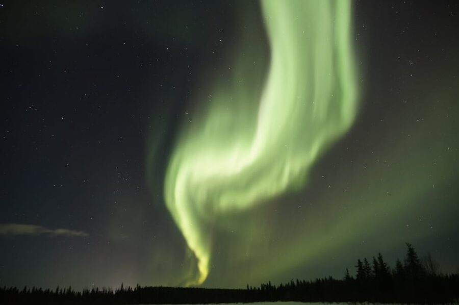 Saariselkä: Aurora Photo Tour by Car with Transfer & Drinks - When a “great” night might feel different than you expect