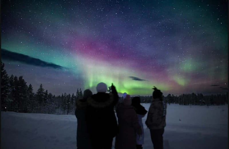 Saariselkä,Kakslauttanen: Aurora Hunting & Photography Tour. - The viewing strategy: clear sky beats perfect theory