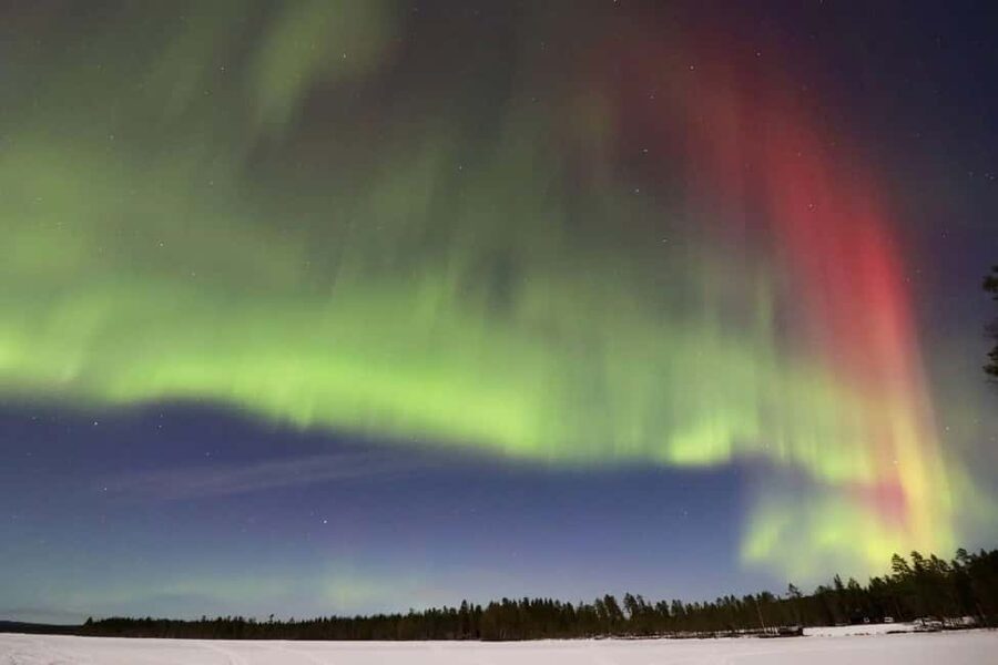 Sälen: Northern Lights Snowshoe Adventure with Pickup - How the Sälen Pickup Gets You Away From the City Glow