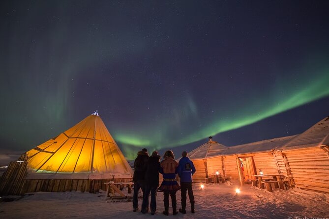 Sami Reindeer Camp Visit and Aurora Wonder Night - The vegetarian soup break: warming up without slowing down