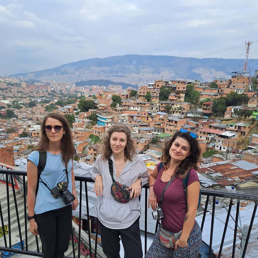 Shared Tour to Comuna 13 & Aurora Cable Car in Medellin - San Javier start: where Comuna 13 begins to feel real