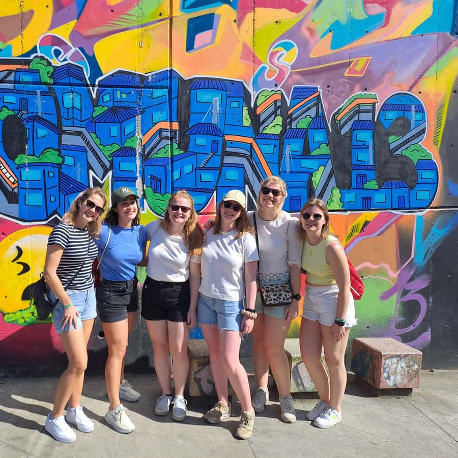 Shared Tour to Comuna 13 & Aurora Cable Car in Medellin - Who this tour suits best (and who it doesn’t)