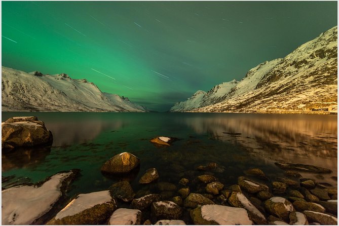 Small group Aurora Chases - When the Sky becomes Magic - Pickup, Meeting Point, and Drop-Off Without the Headache