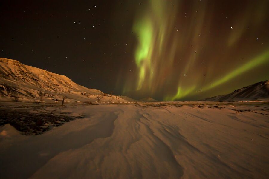 Small-Group Premium Northern Lights Tour from Reykjavik - The Role of the Guide: Science, Myths, and Photo Help