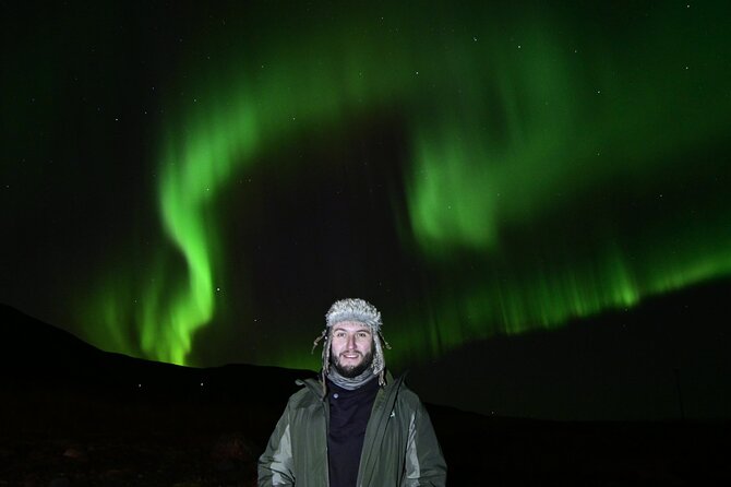 Small-Group Tour: Northern Lights with Photos & Hot Chocolate - Price and value: what you’re really paying for at about $126