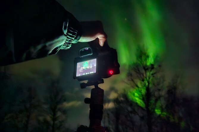 Small Northern Lights Tour Max 8 Guests Pickup and Photography - Which guides you might meet (and why the names matter)