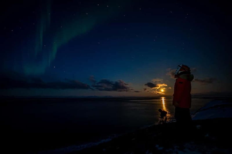 Svalbard: Northern Lights Photography Tour with local expert - Polar night: why the day sky can still matter