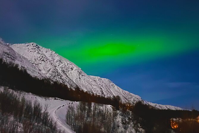 The Aurora Tour - small group, northern lights - Winter clothing, headlamp, and cold-resistant extras