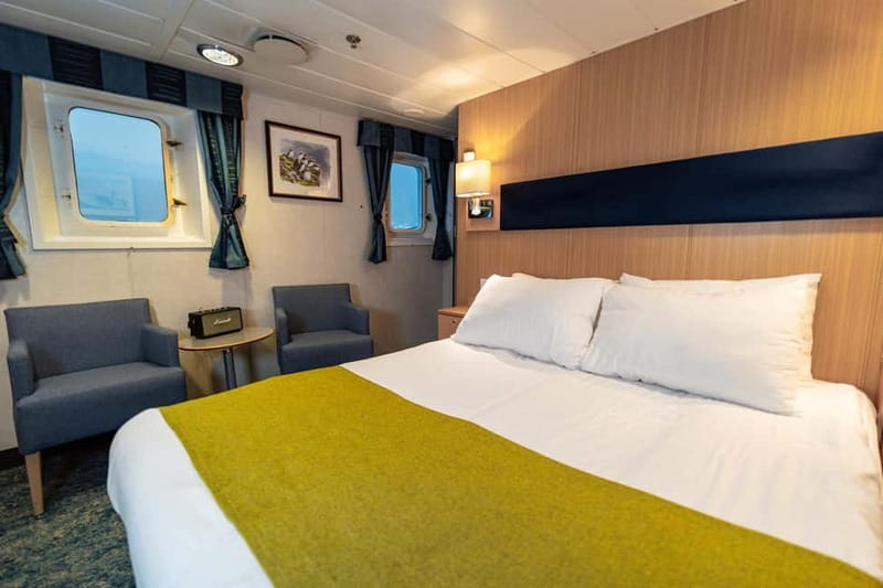 Tromsø: 24hr Northern Lights & Whale Watching Cruise - Food, cabins, and value: what you’re really buying for $1,179