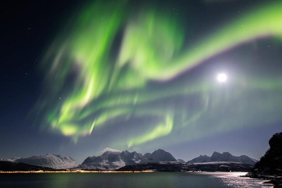 Tromsø: Aurora Borealis, Campfire, Hot Meal, Arctic Tour - Key Points You’ll Feel Right Away