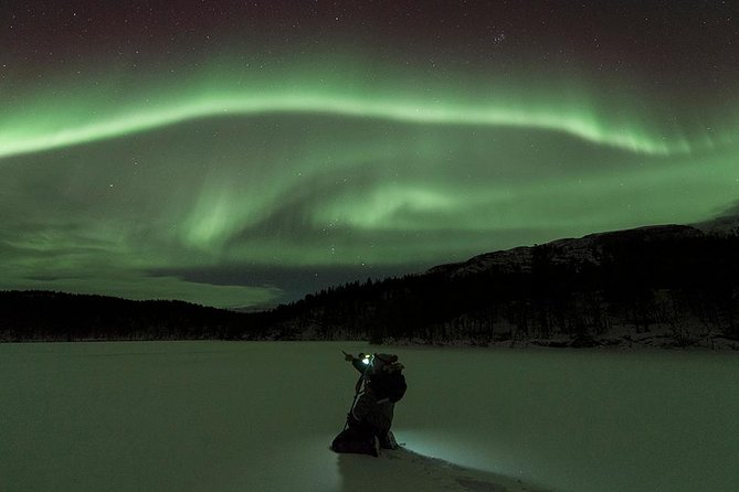 Tromso Aurora Hunt with Bonfire, Soup, Winter Gear & Transfers - Tromsø Aurora Hunts: Why This One Starts With Comfort