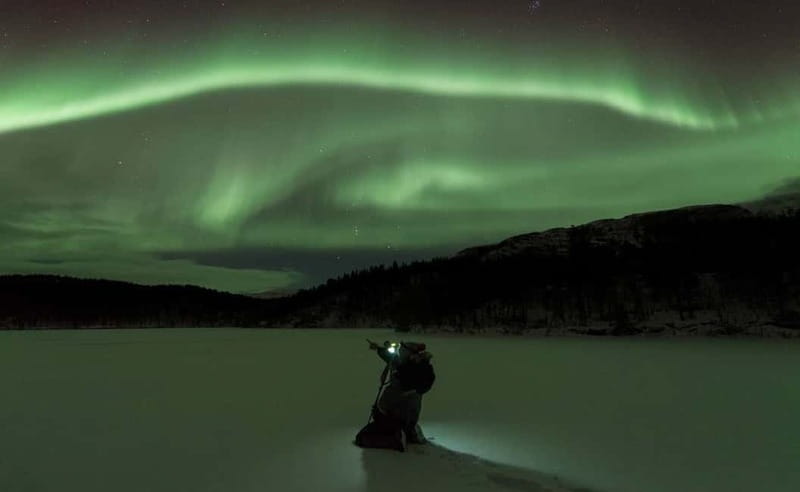 Tromsø: Aurora Hunt with Citizen Science - Campfire dinner and hot chocolate: warm fuel for a long night