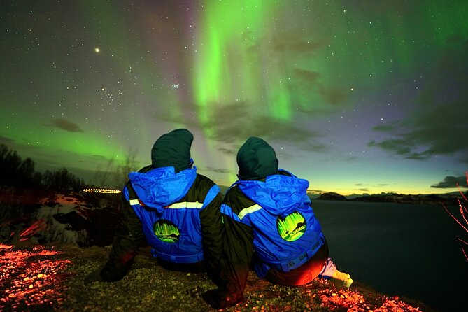 Tromsø Fjordland Aurora Chase Northern Lights by the Arctic Sea - Aurora photos you don’t have to fight for (and how that helps)