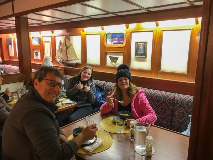 Tromso: Luxury Northern Lights Cruise with Hot Tub & Dinner - Should You Book This Tromsø Northern Lights Cruise?