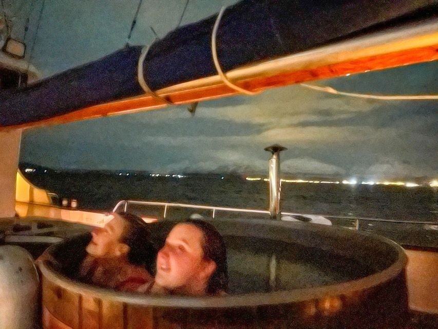 Tromso: Luxury Northern Lights Cruise with Hot Tub & Dinner - Who This Tromsø Cruise Fits Best