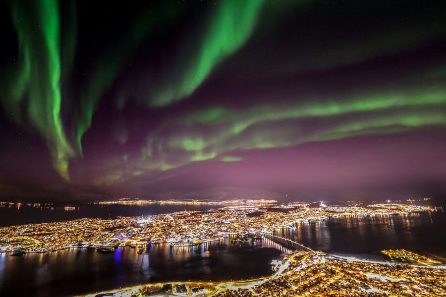 Tromso: Northern Lights Cable Car Excursion - The Aurora Watchman and Low-Light Viewing From the Mountain Restaurant