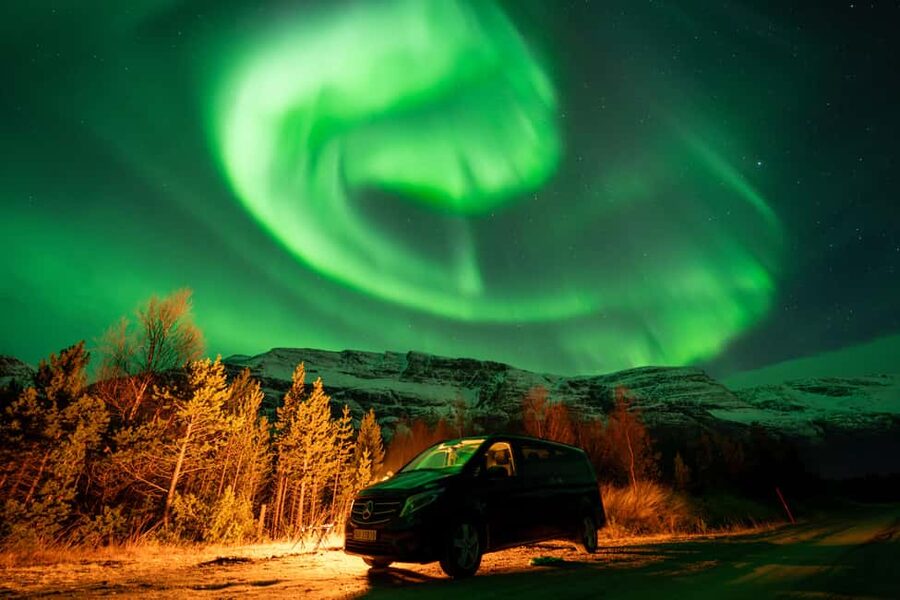 Tromsø: Northern Lights Chase, Local Guide, Foods & Pictures - Photos are part of the product here: what’s included and how it changes your night