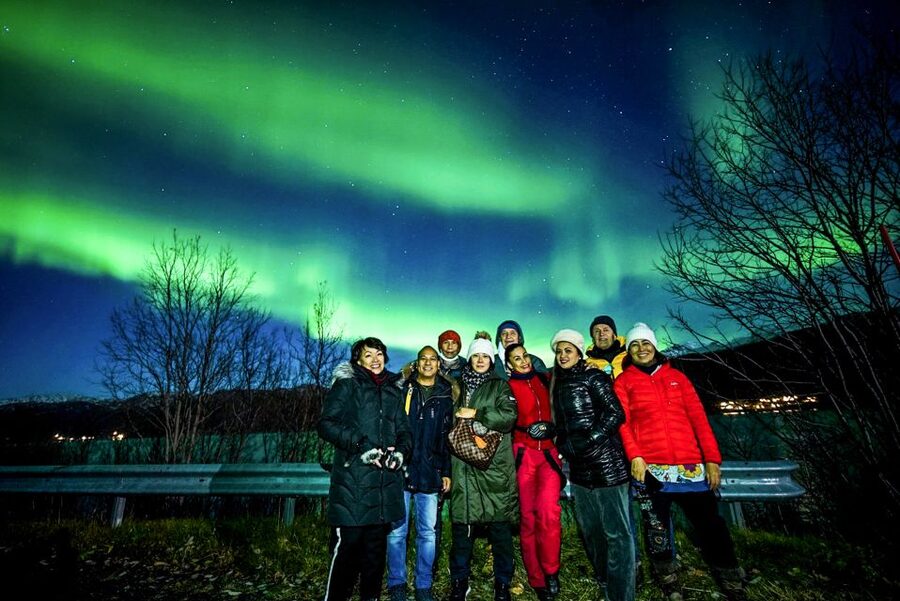 Tromsø: Northern Lights Chase Minibus Tour - Who this suits best in Tromsø