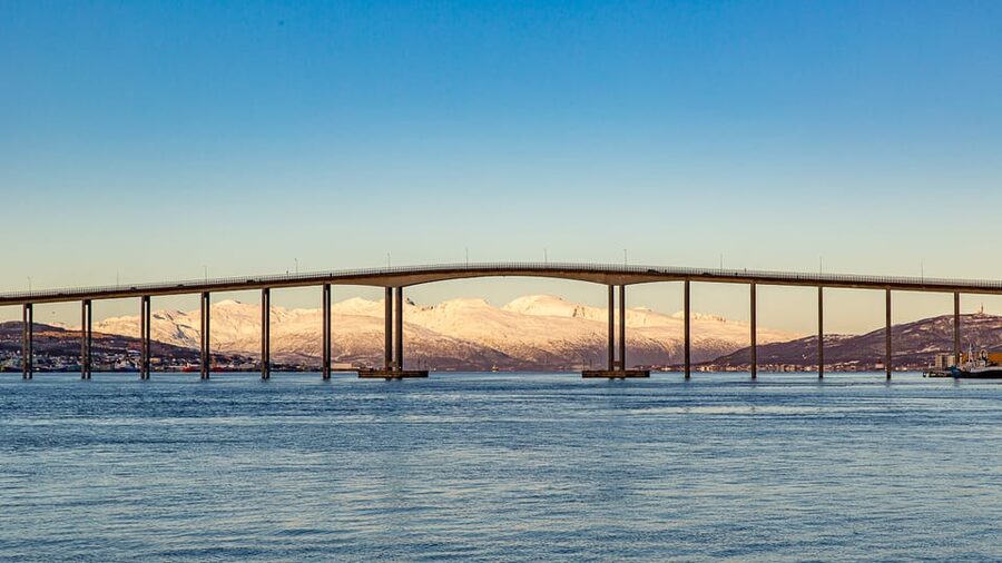 Tromsø: Northern Lights Dinner Cruise - Hermes II: the 1917 wooden ship that turns a cruise into a coastal story