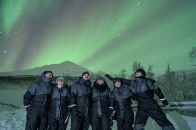 Tromsø: Northern Lights Hunt with a Professional Photographer in Italian - Max 8 people: how “small” improves your odds