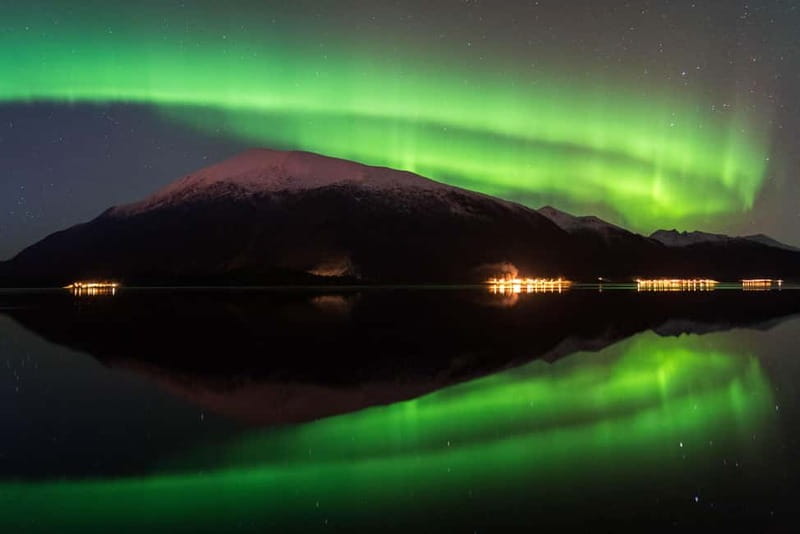 Tromsø: Northern Lights Hunt with Photographer - Photographer-led aurora hunting: tripods, settings, and calm instruction