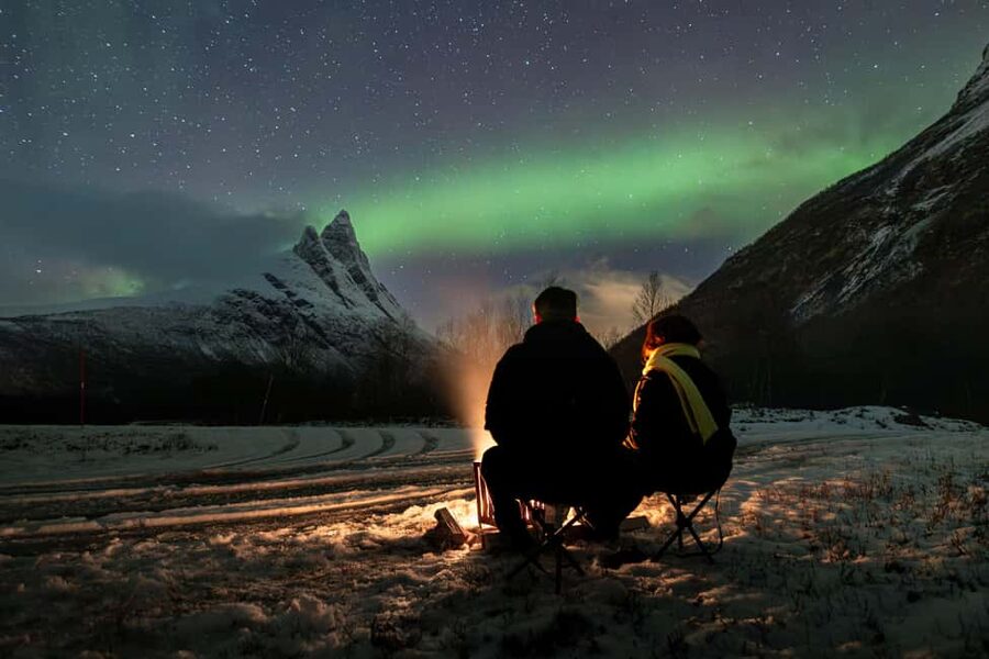 Tromsø: Northern Lights Hunt with Photos and Hot Food - The big idea: clear skies, not just northern lights hype