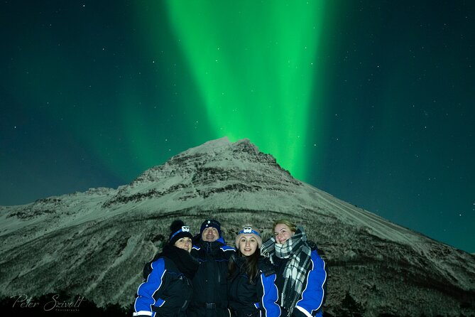 Tromso Northern Lights Minibus Chase Small Group Tour with Photos - Campfire, hot food, and the social rhythm of a long winter night