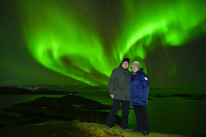 Tromsø: Northern Lights Minibus Tour with Expert Guides - Tromsø at 7:00 pm: what you’re really signing up for