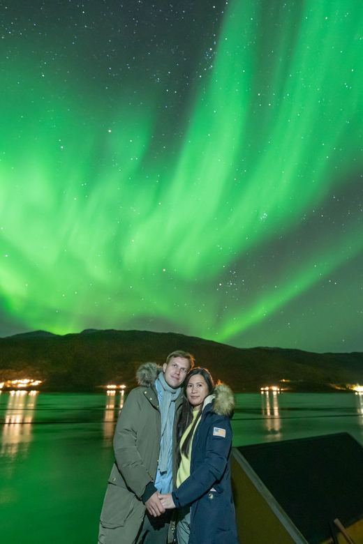 Tromsø: Northern Lights Tour w/Photo, Suits and Local Guide - Base Camp Comfort: Toilet Stop and Proper Waiting Time
