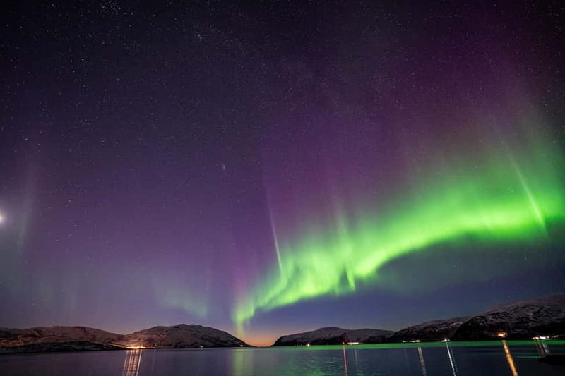 Tromsø: Northern Lights Tour with Hot Drinks and Snacks - The 6-Hour Northern Lights Chase: What Happens When You’re Out There