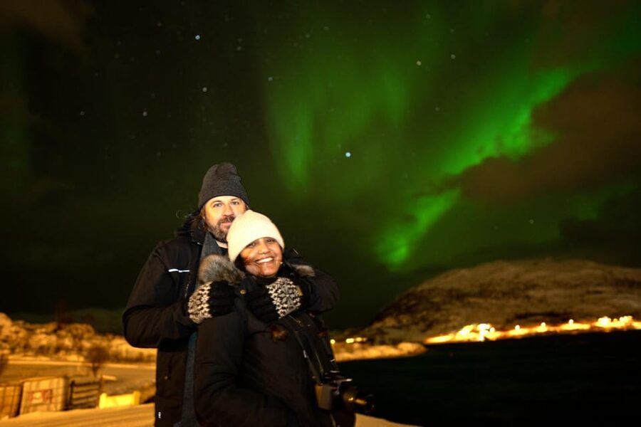 Tromsø: Northern Lights Tour with Local Guide and Photos - Portraits and aurora photos: why the dedicated photo guide is a big deal