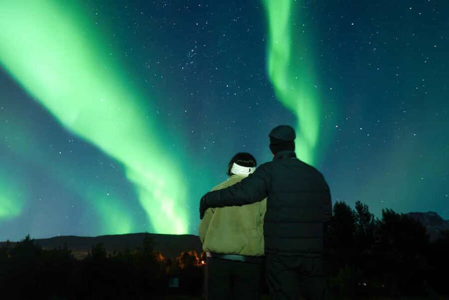 Tromsø: Northern Lights Tour with Local Stories & Photos - Meeting at Norwegian Travel: How You Set Yourself Up for Success