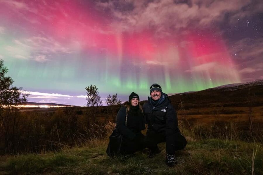 Tromsø: Northern Lights Tour with Professional Photographer - Kaigata 4 pickup at Magic Ice Bar: start point basics that prevent stress