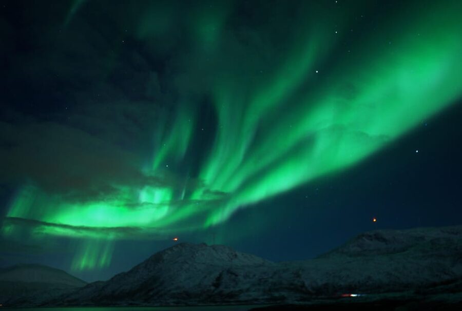 Tromsø: Small-Group Adventurous Northern Lights Hunt - Price in Tromsø: what $118 really buys you