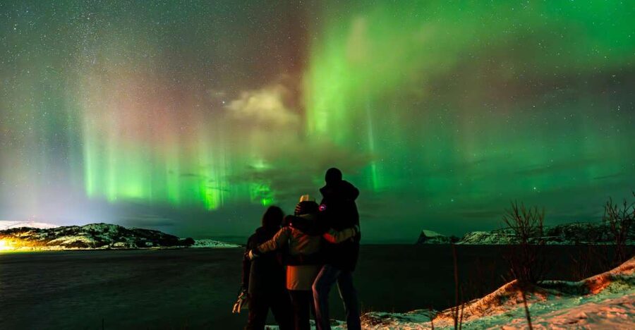 Tromsø: Small group Aurora Borealis - Timing: What 4 to 6 Hours Really Means at Night