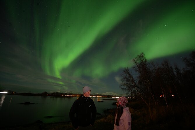 Watching The Aurora Dance - Small Group Size: How It Changes the Hunt