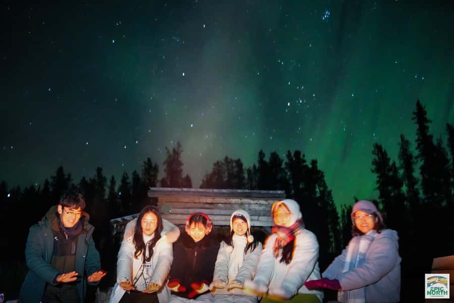 Whitehorse: Luxury Northern Lights Viewing - What the experience feels like: romantic, social, and family-friendly enough