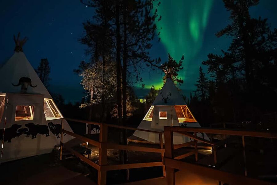 Yellowknife: 2 Nights Aurora Hunting and Viewing in Cabin - Day 2: Arctic Aurora Camp in a Heated Cabin or Glass Tipi